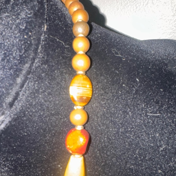 Necklace - Picture 4 of 9